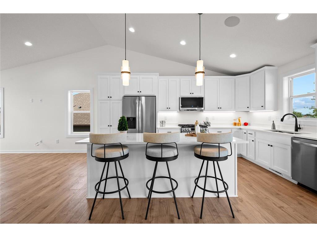 1974 S Lusitano Street Shakopee MN 55379 7013684 image7