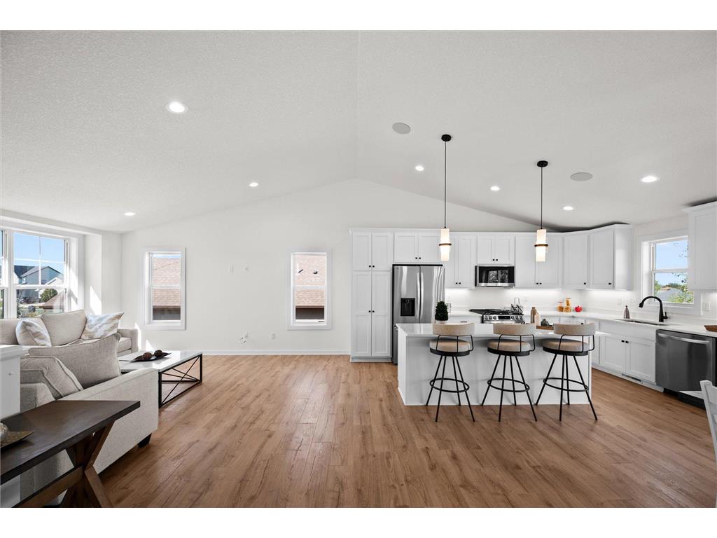 1974 S Lusitano Street Shakopee MN 55379 7013684 image8