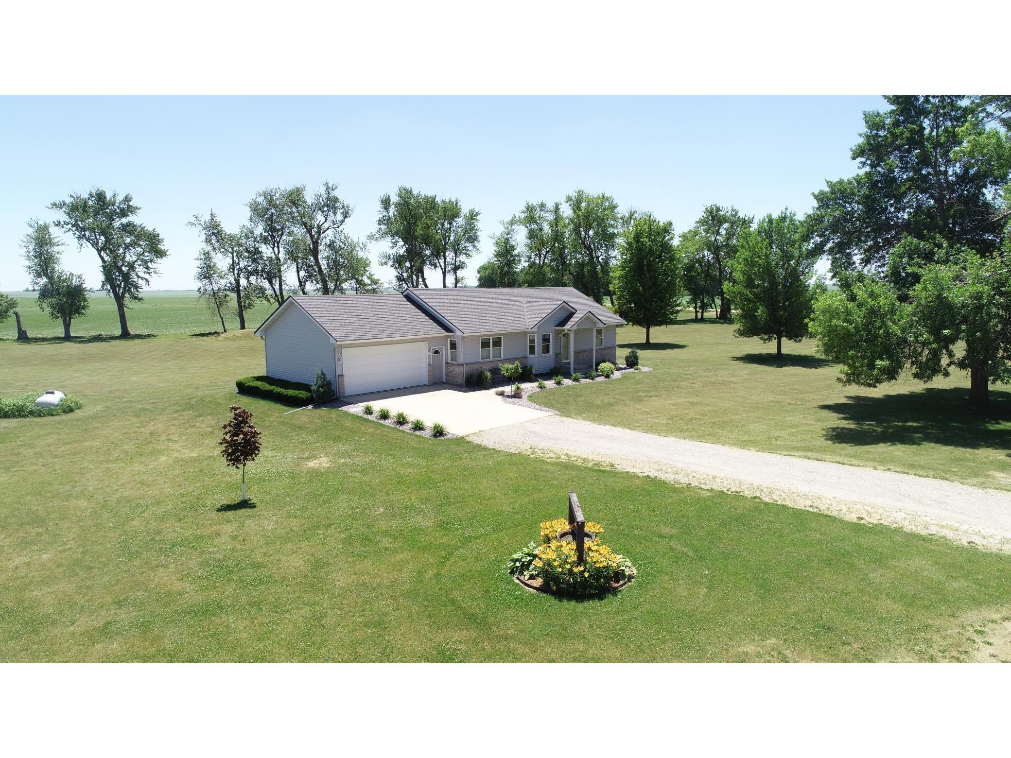 19740 750th Avenue, Grand Meadow, MN 55936 MLS 6009548 Edina Realty