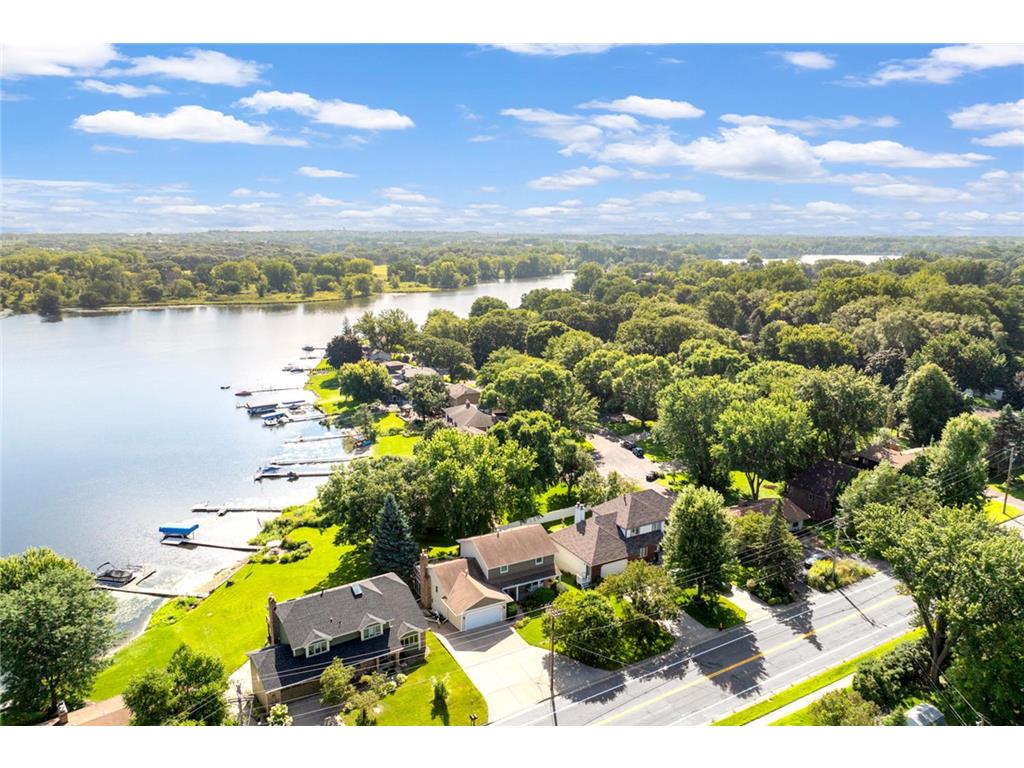 1975 Long Lake Road New Brighton MN 55112 - Long Lake 7084089 image1