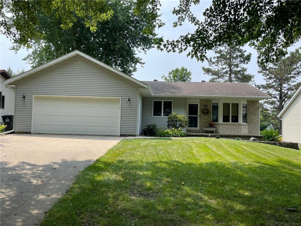 1975 Summit Avenue Worthington MN 56187 6639886 image1