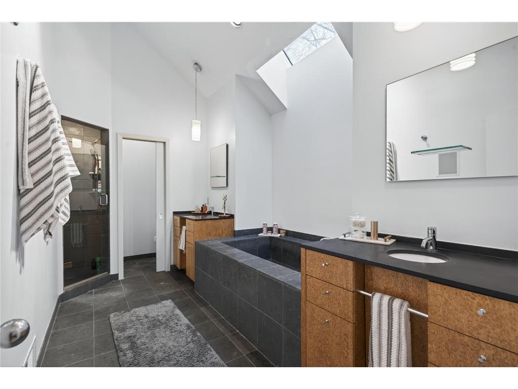 19750 Waterford Place Shorewood MN 55331 7056945 image23