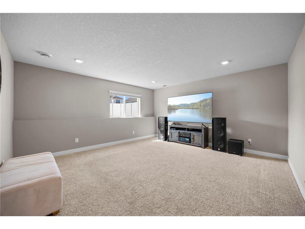 1976 Attenborough Street Shakopee MN 55379 7041871 image12