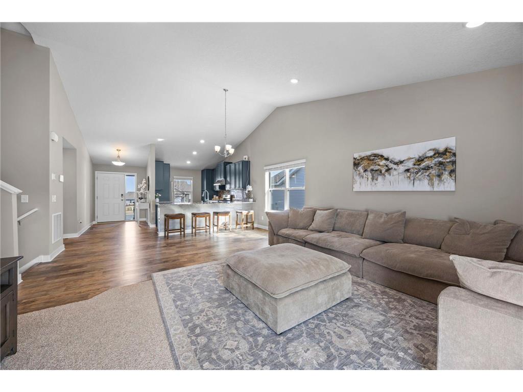 1976 Attenborough Street Shakopee MN 55379 7041871 image2