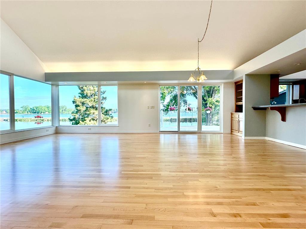 1976 Bay Street Worthington MN 56187 - Okabena 6720047 image17