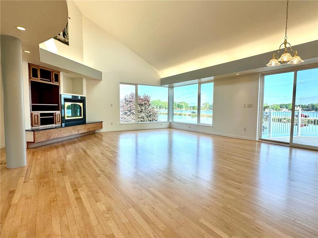 1976 Bay Street Worthington MN 56187 - Okabena 6720047 image23