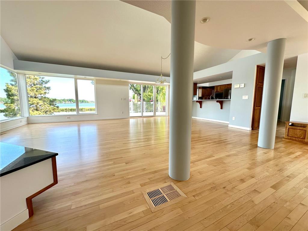 1976 Bay Street Worthington MN 56187 - Okabena 6720047 image26