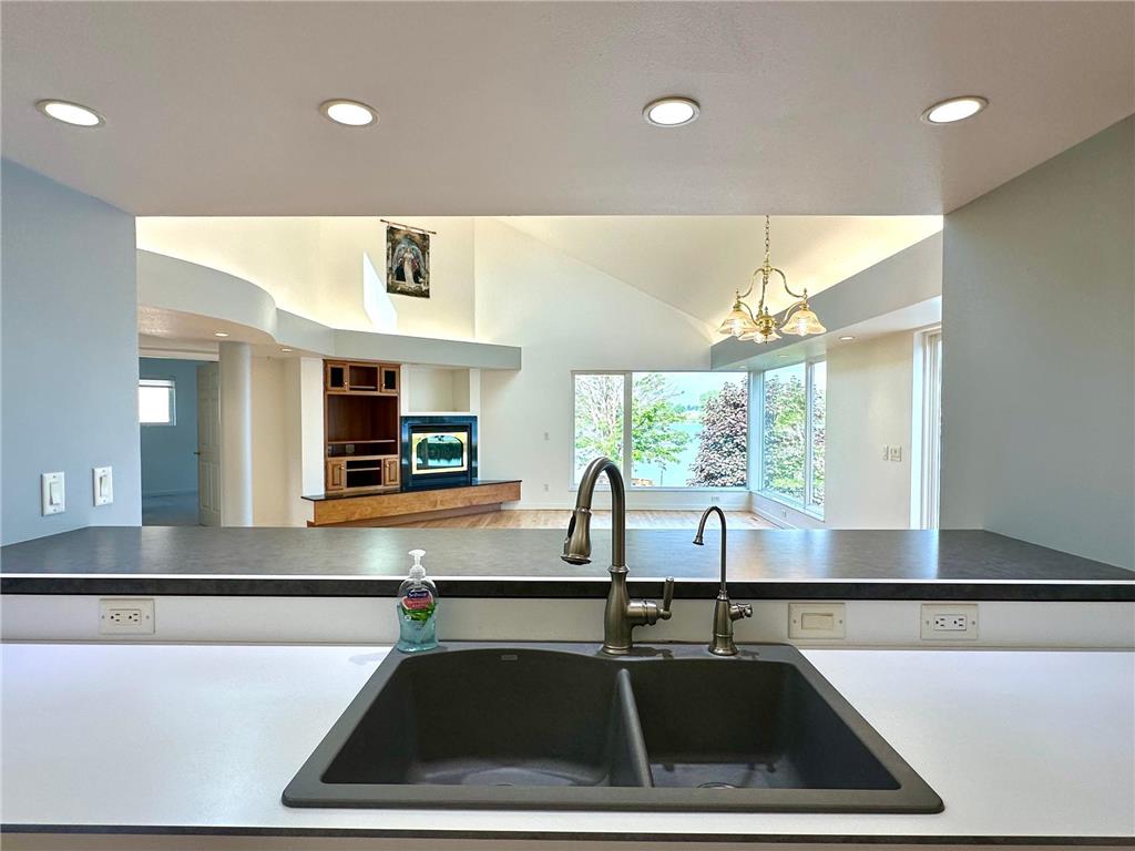 1976 Bay Street Worthington MN 56187 - Okabena 6720047 image28