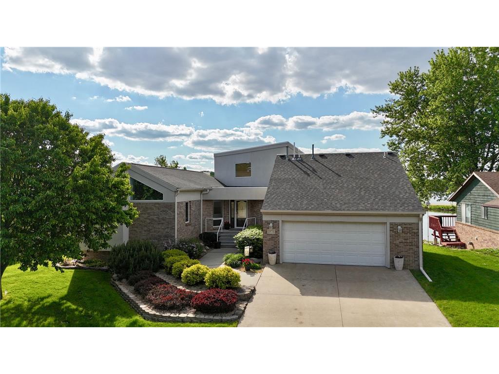 1976 Bay Street Worthington MN 56187 - Okabena 6720047 image3