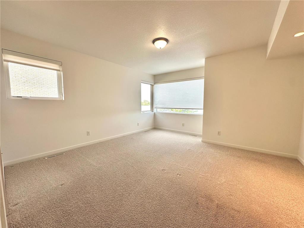 1976 Bay Street Worthington MN 56187 - Okabena 6720047 image33