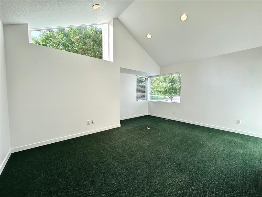 1976 Bay Street Worthington MN 56187 - Okabena 6720047 image38