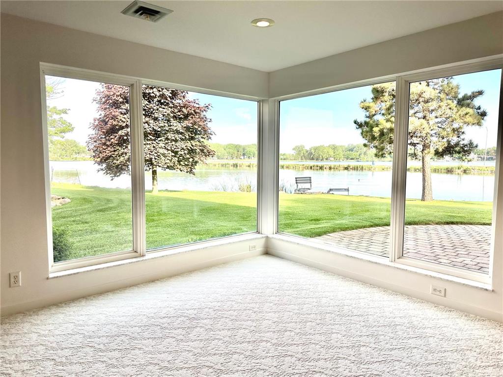 1976 Bay Street Worthington MN 56187 - Okabena 6720047 image43