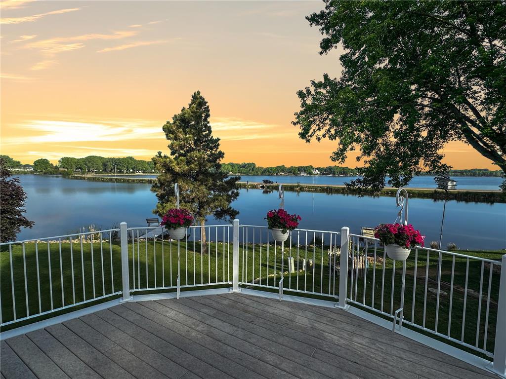 1976 Bay Street Worthington MN 56187 - Okabena 6720047 image52