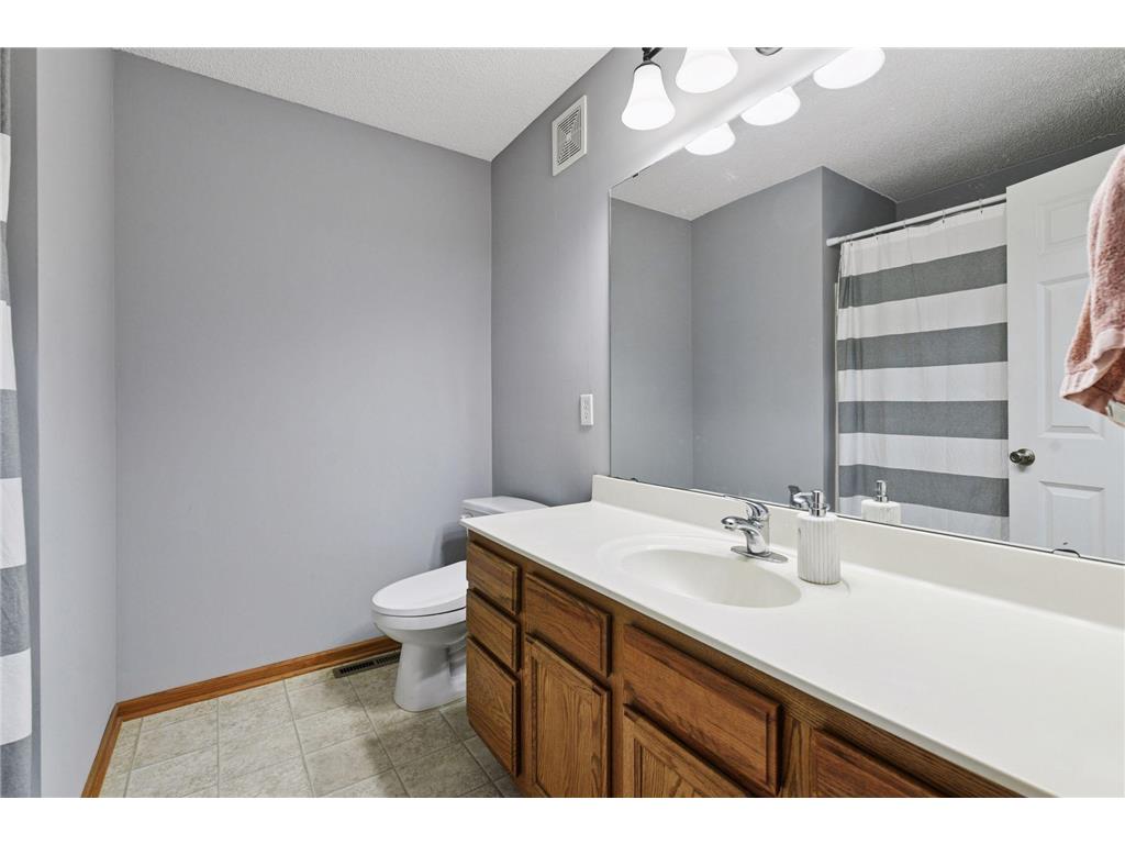 1976 Clover Ridge Drive Chaska MN 55318 6806588 image22