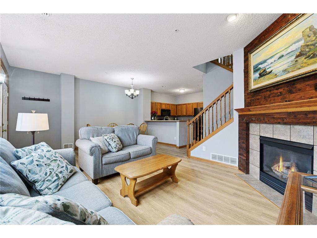 1976 Clover Ridge Drive Chaska MN 55318 7007675 image1