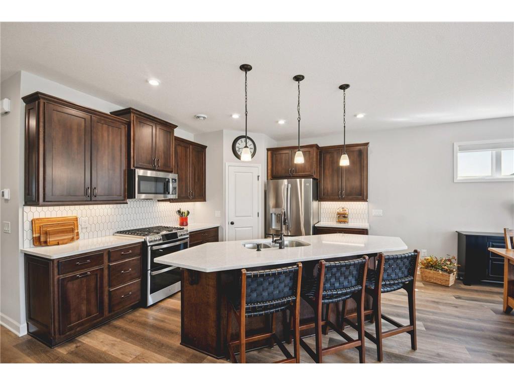 1976 Mulberry Lane Carver MN 55315 7007601 image1