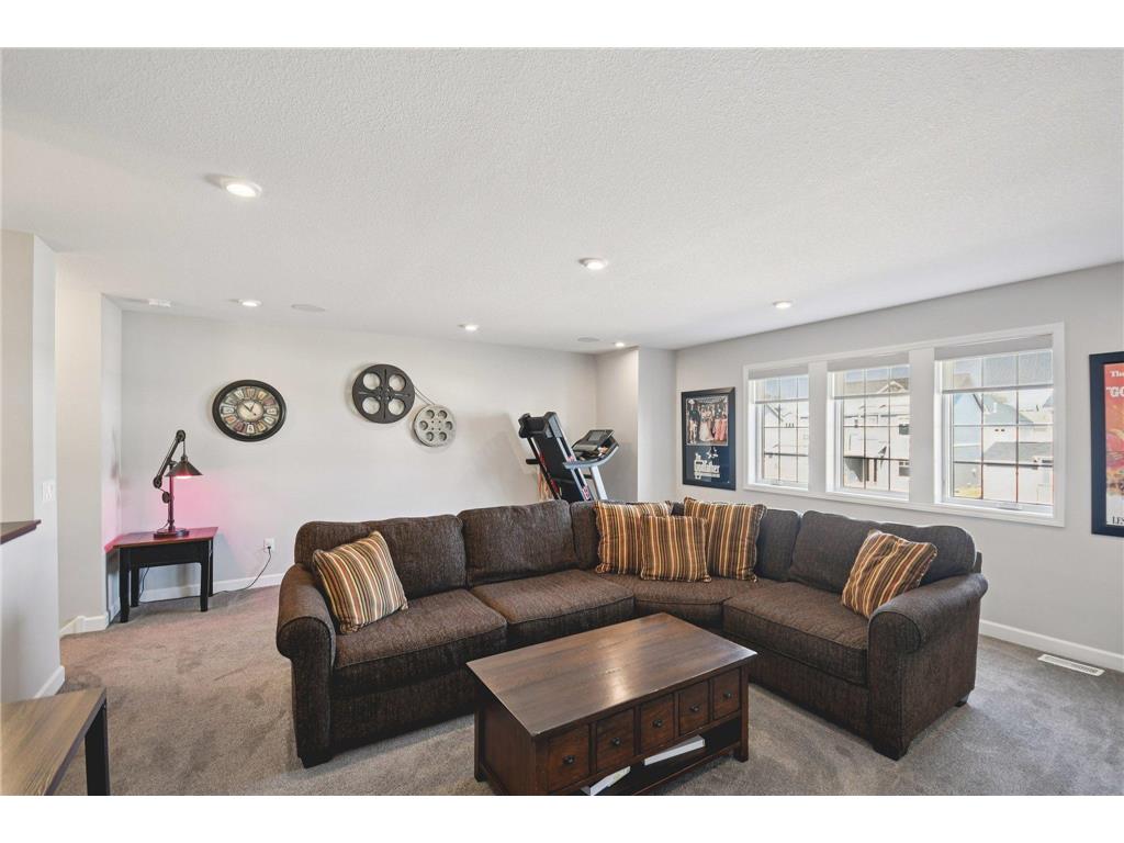 1976 Mulberry Lane Carver MN 55315 7007601 image19
