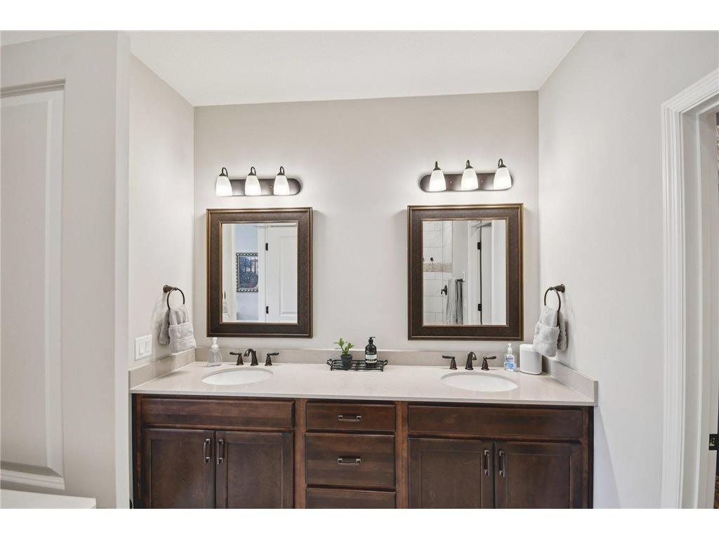 1976 Mulberry Lane Carver MN 55315 7007601 image20