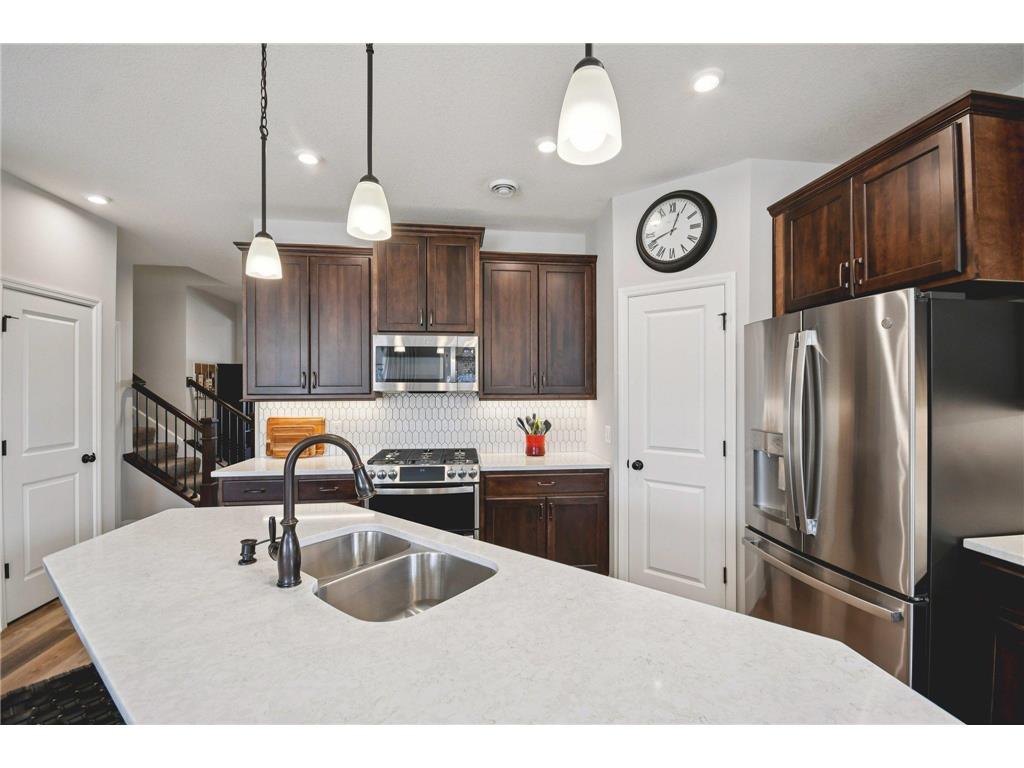 1976 Mulberry Lane Carver MN 55315 7007601 image7