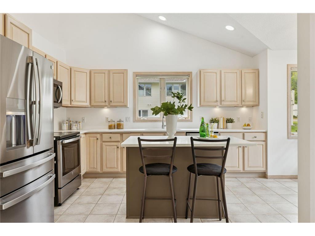 19767 Waterford Court Shorewood MN 55331 6721441 image12