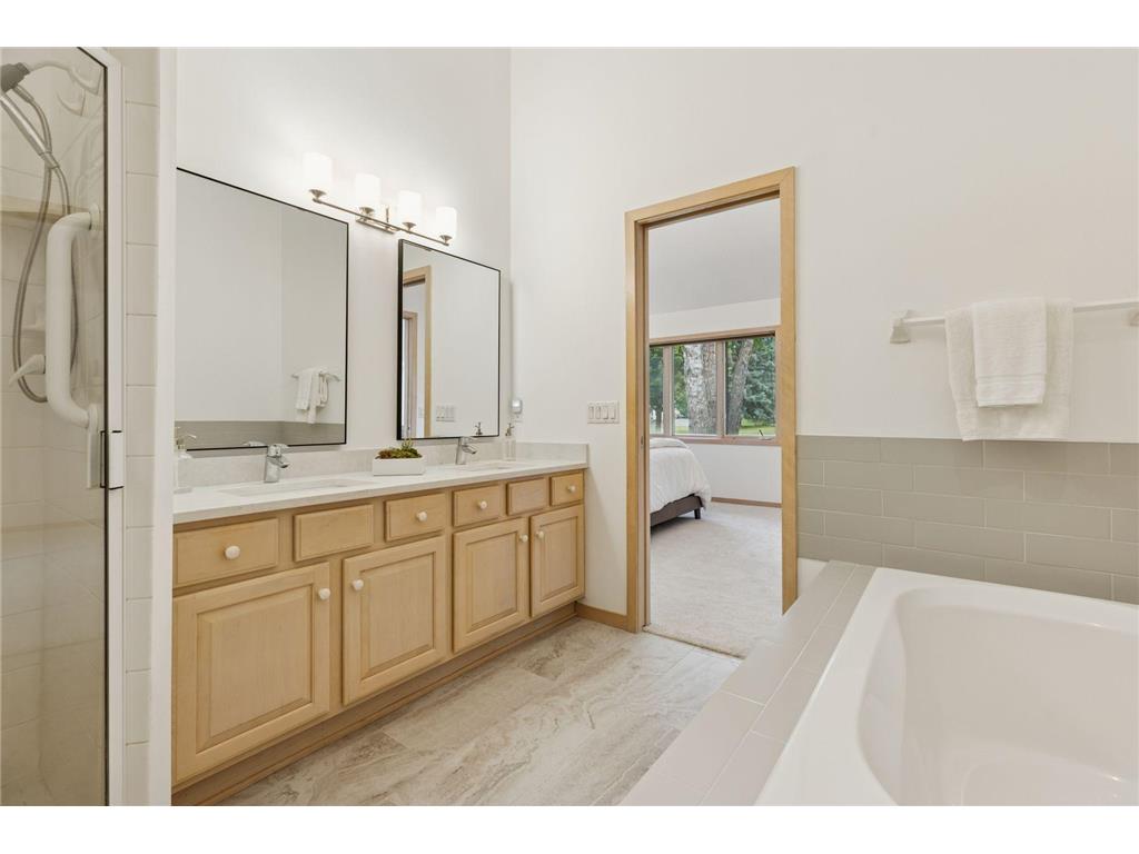 19767 Waterford Court Shorewood MN 55331 6721441 image30