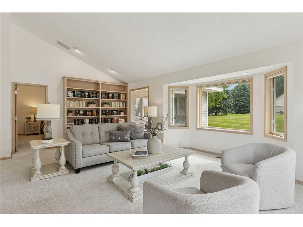 19767 Waterford Court Shorewood MN 55331 6721441 image8