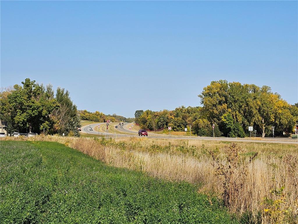 1977 60th Avenue NE Willmar MN 56201 7048645 image1