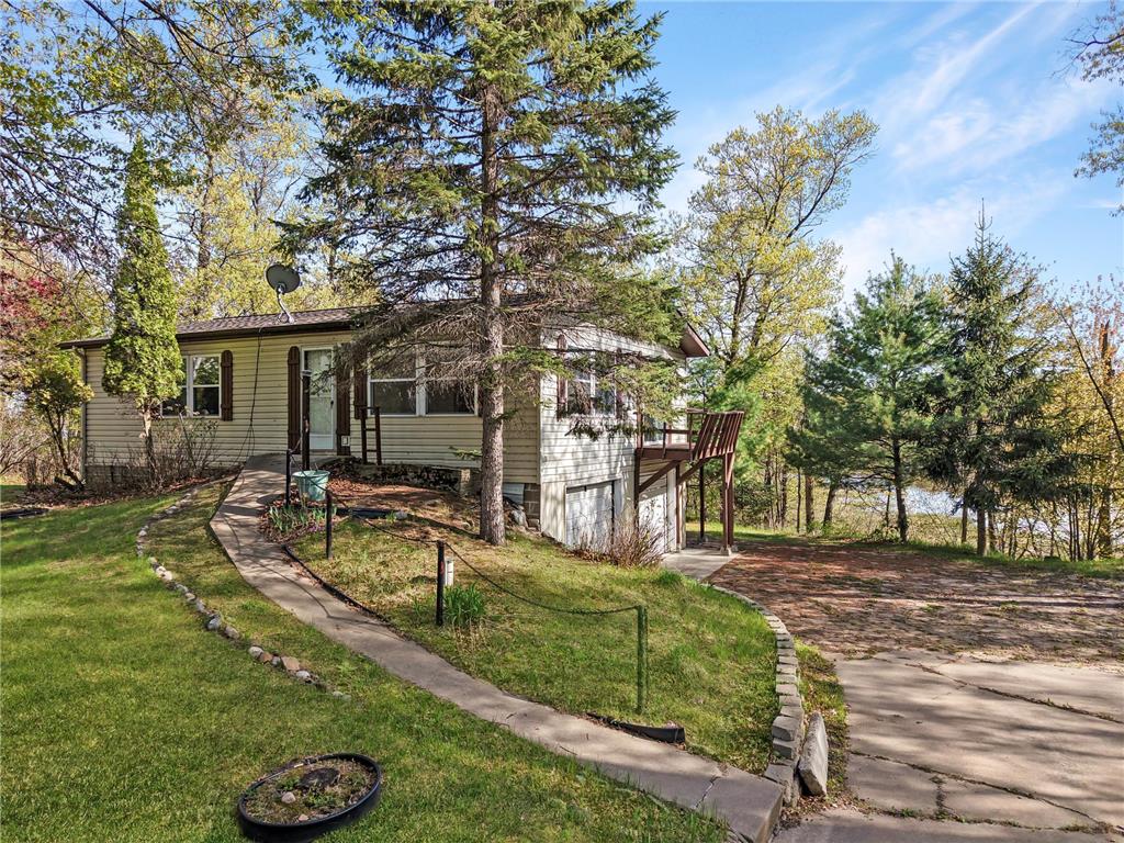 19777 See Gull Road Brainerd MN 56401 - Love 7087899 image1