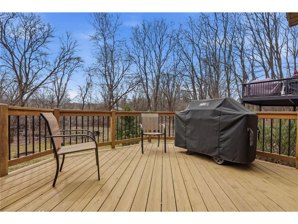 1978 Thom Drive Arden Hills MN 55112 7007493 image11