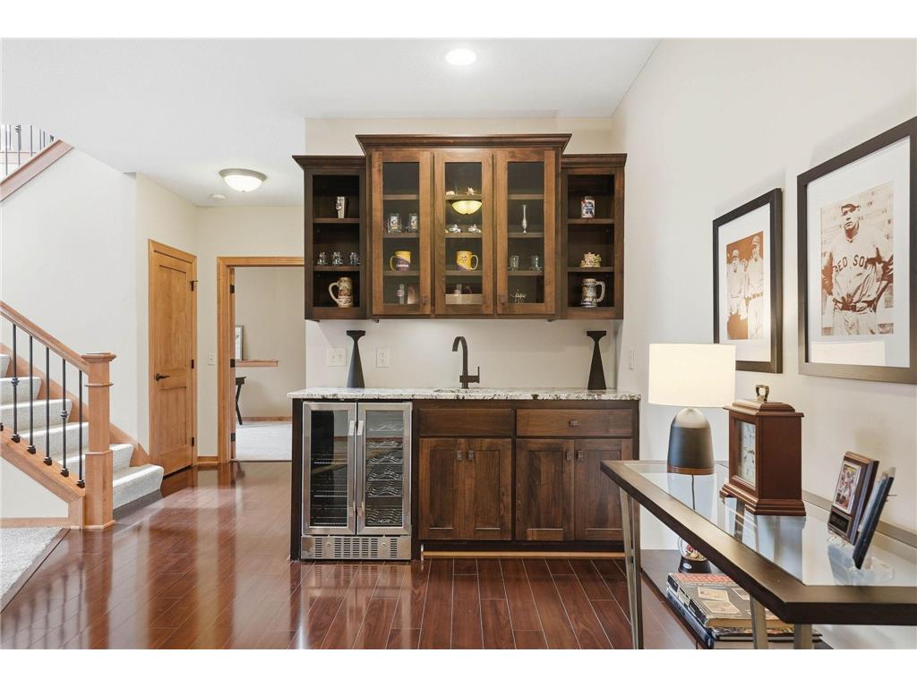 1978 Thom Drive Arden Hills MN 55112 7007493 image37