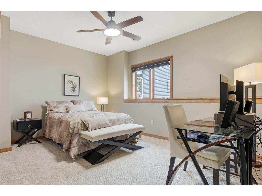 1978 Thom Drive Arden Hills MN 55112 7007493 image41