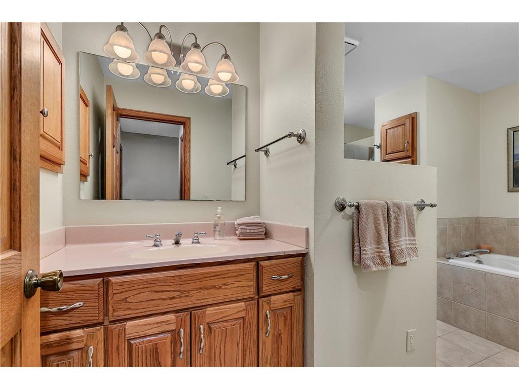 1979 40th Street N Sartell MN 56377 7042638 image13