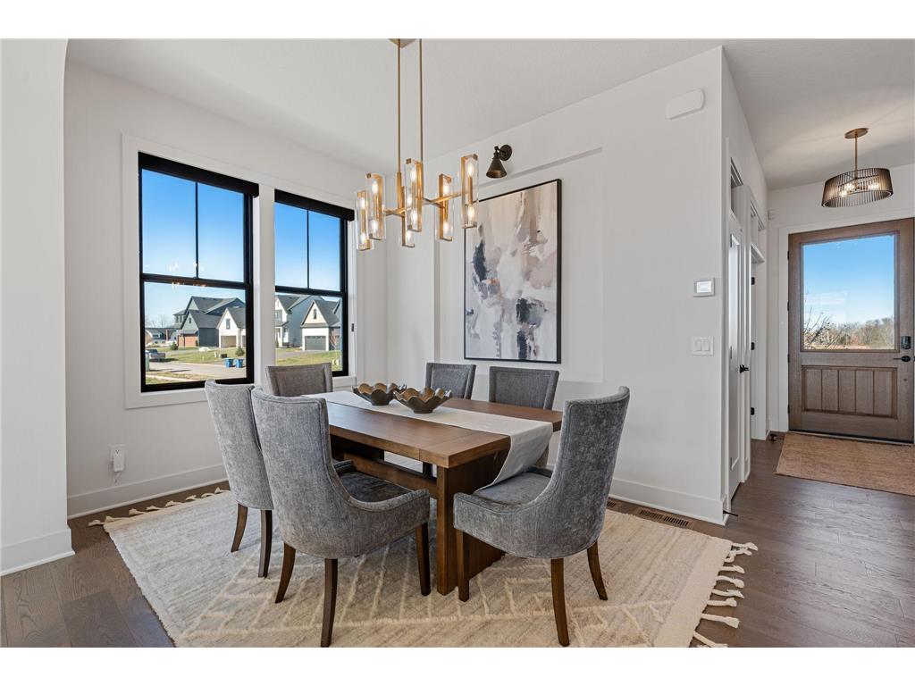 1979 Leaping Deer Circle Medina MN 55340 6816882 image17