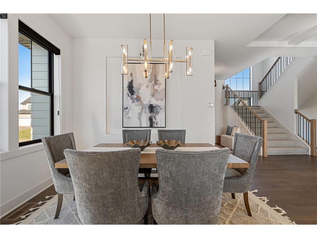 1979 Leaping Deer Circle Medina MN 55340 6816882 image18