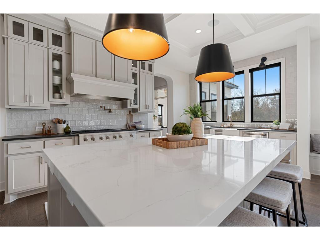 1979 Leaping Deer Circle Medina MN 55340 6816882 image27