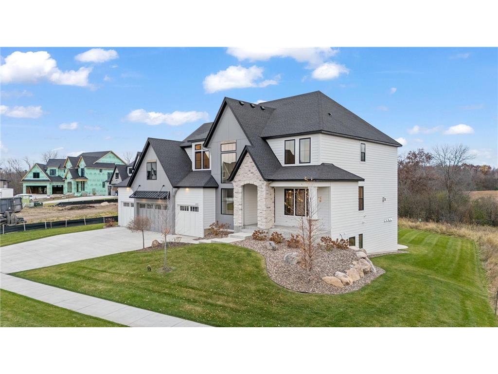 1979 Leaping Deer Circle Medina MN 55340 6816882 image3