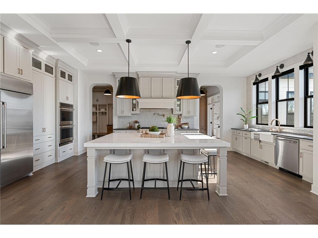 1979 Leaping Deer Circle Medina MN 55340 6816882 image32