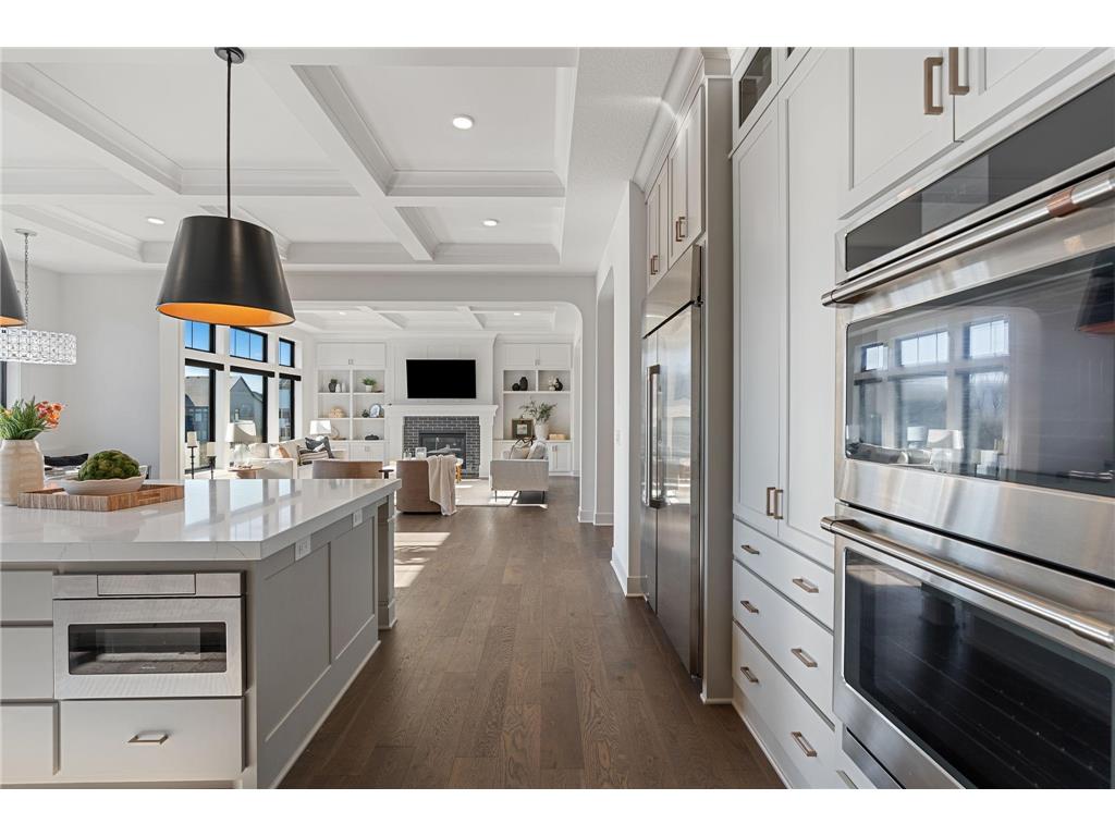 1979 Leaping Deer Circle Medina MN 55340 6816882 image35