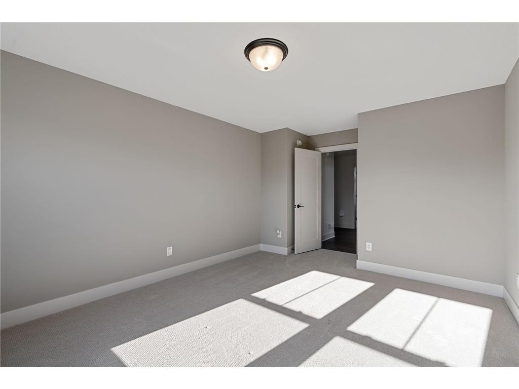 1979 Leaping Deer Circle Medina MN 55340 6816882 image91