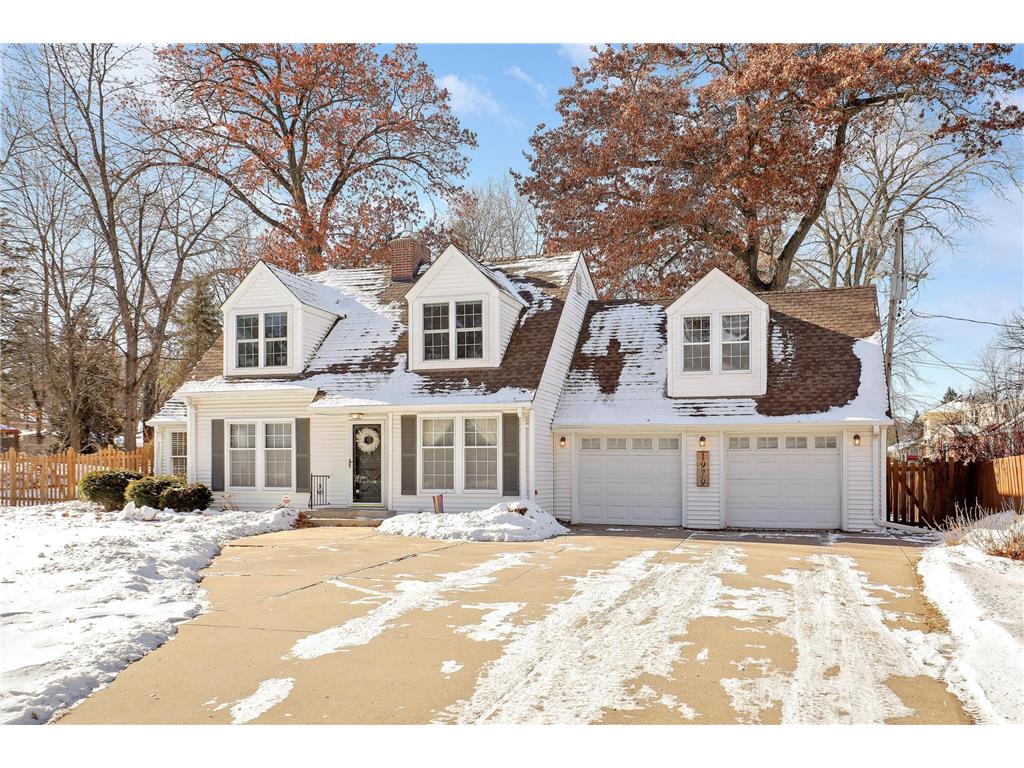 1979 Snelling Avenue N Roseville MN 55113 7017821 image1