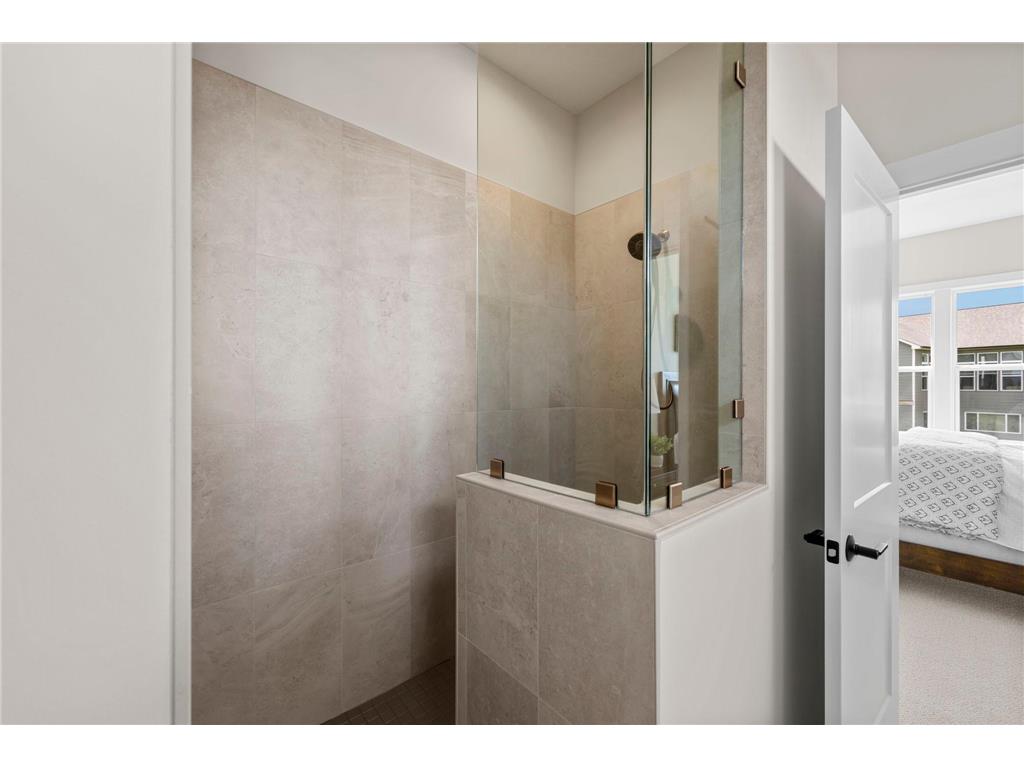 19791 Henning Avenue Lakeville MN 55044 6790527 image16