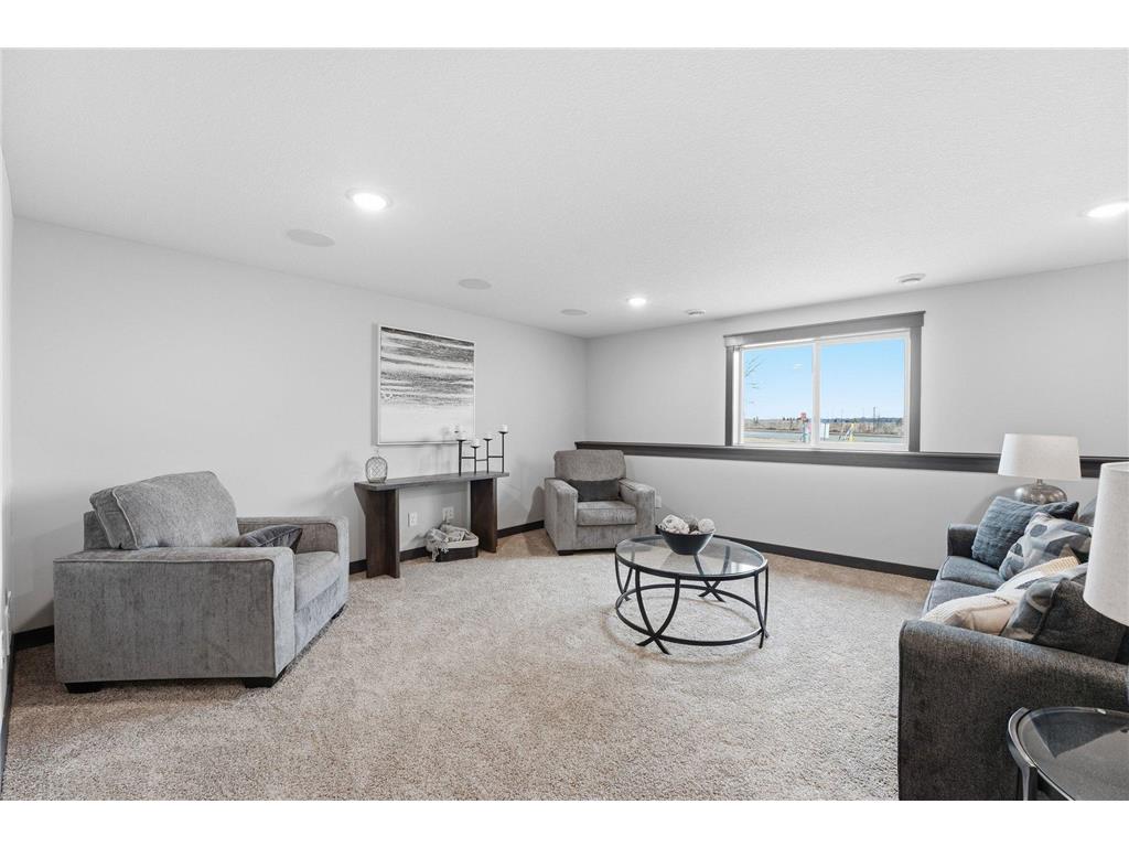 19796 Hamburg Avenue Lakeville MN 55044 7037153 image37