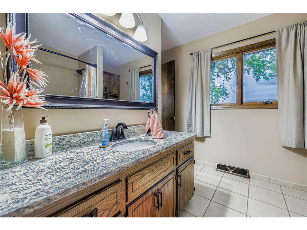 198 35th Street NE Buffalo MN 55313 6825270 image22