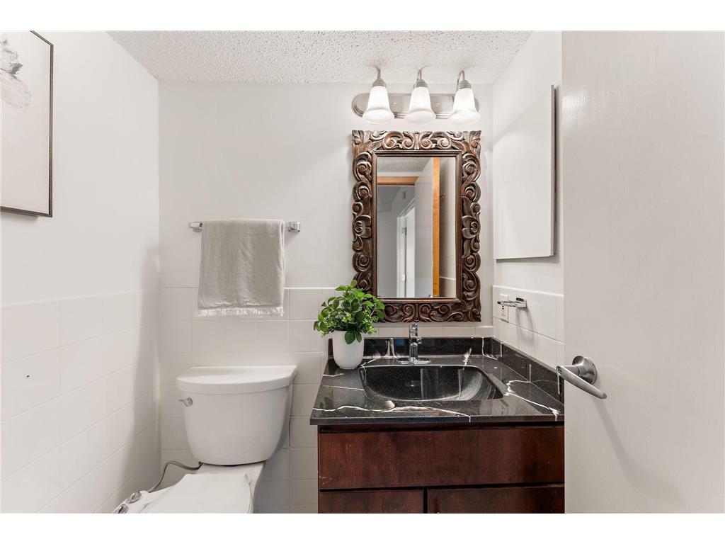 198 6th Street E #501 Saint Paul MN 55101 7052324 image24