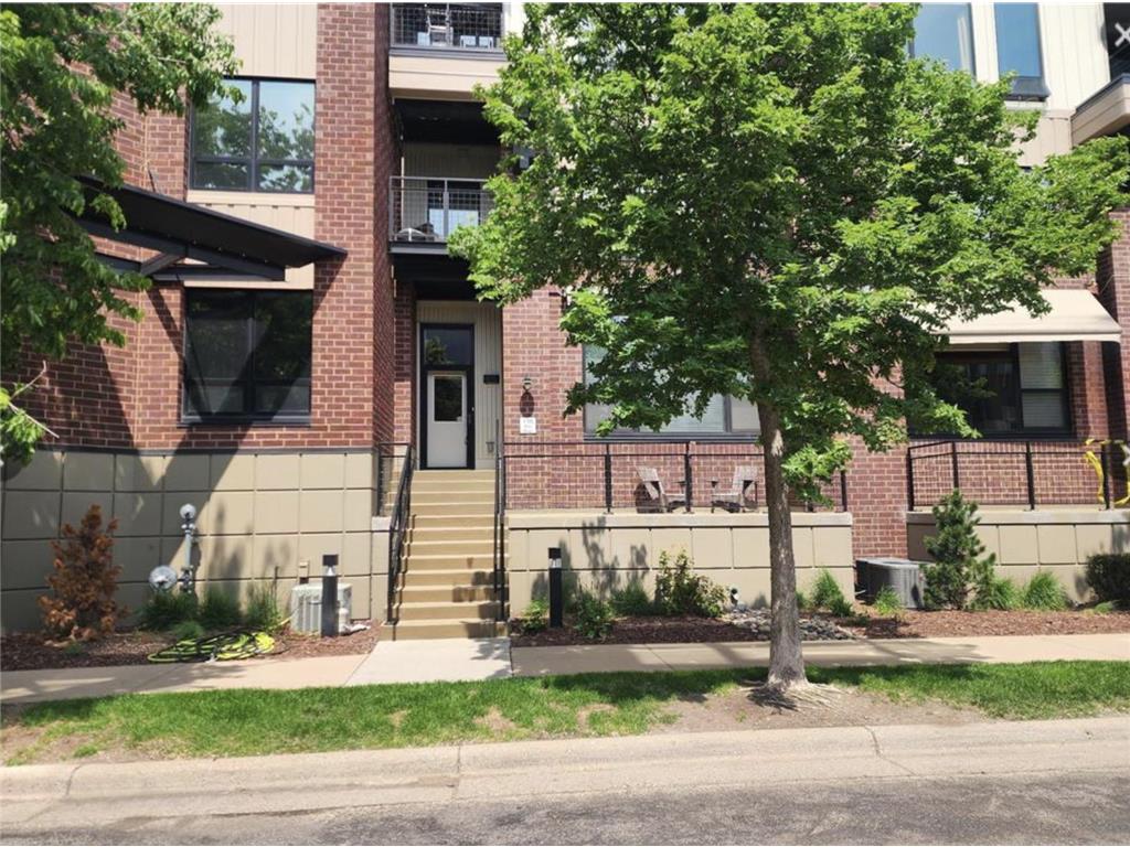 198 Elm Street Saint Paul MN 55102 6771948 image1