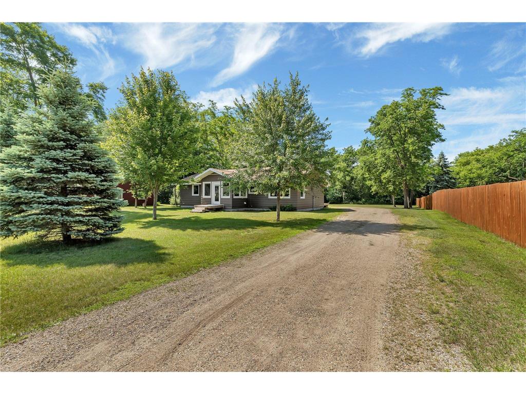 198 Lake Avenue S Spicer MN 56288 6391351 image1