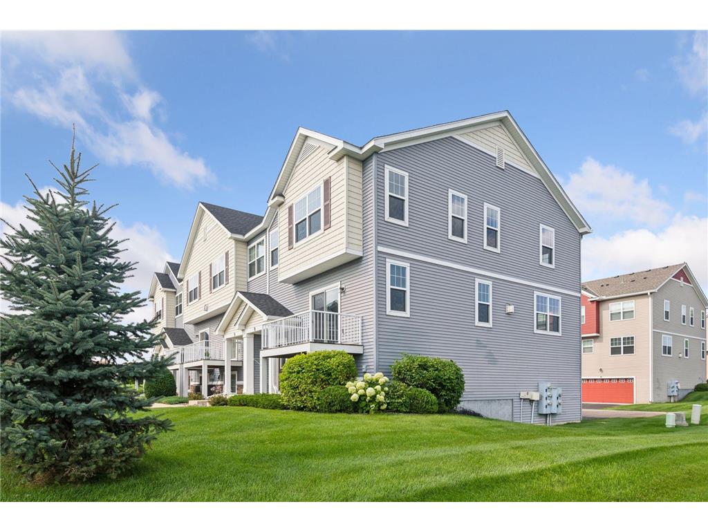 1980 Commonwealth Boulevard #4 Chanhassen MN 55317 6500061 image1