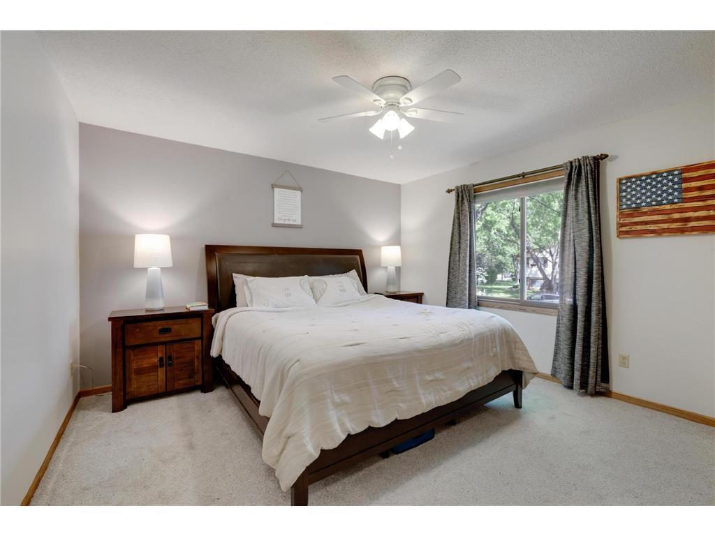 1980 Timber Wolf Trail N Eagan MN 55122 7084116 image13