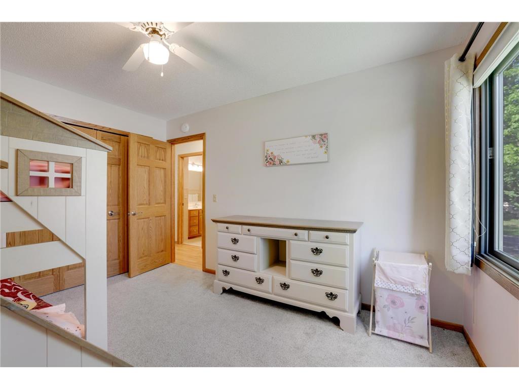 1980 Timber Wolf Trail N Eagan MN 55122 7084116 image18