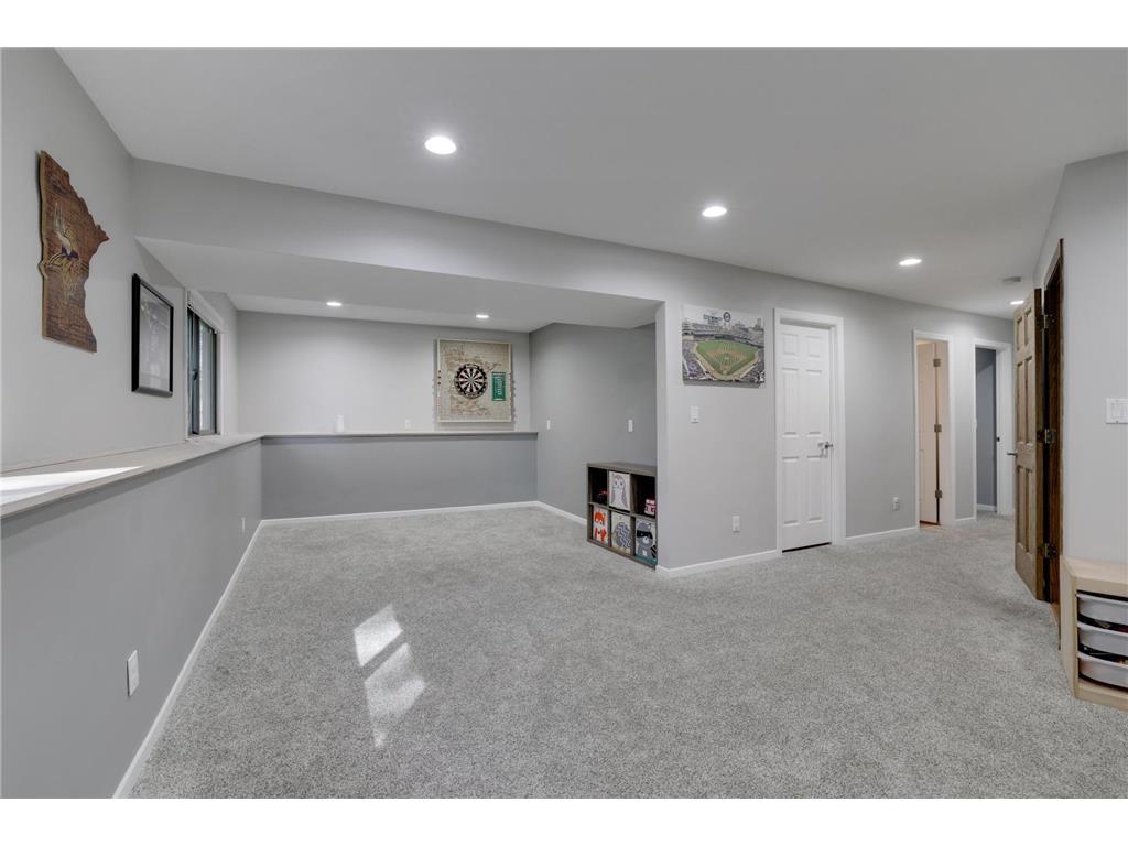 1980 Timber Wolf Trail N Eagan MN 55122 7084116 image20